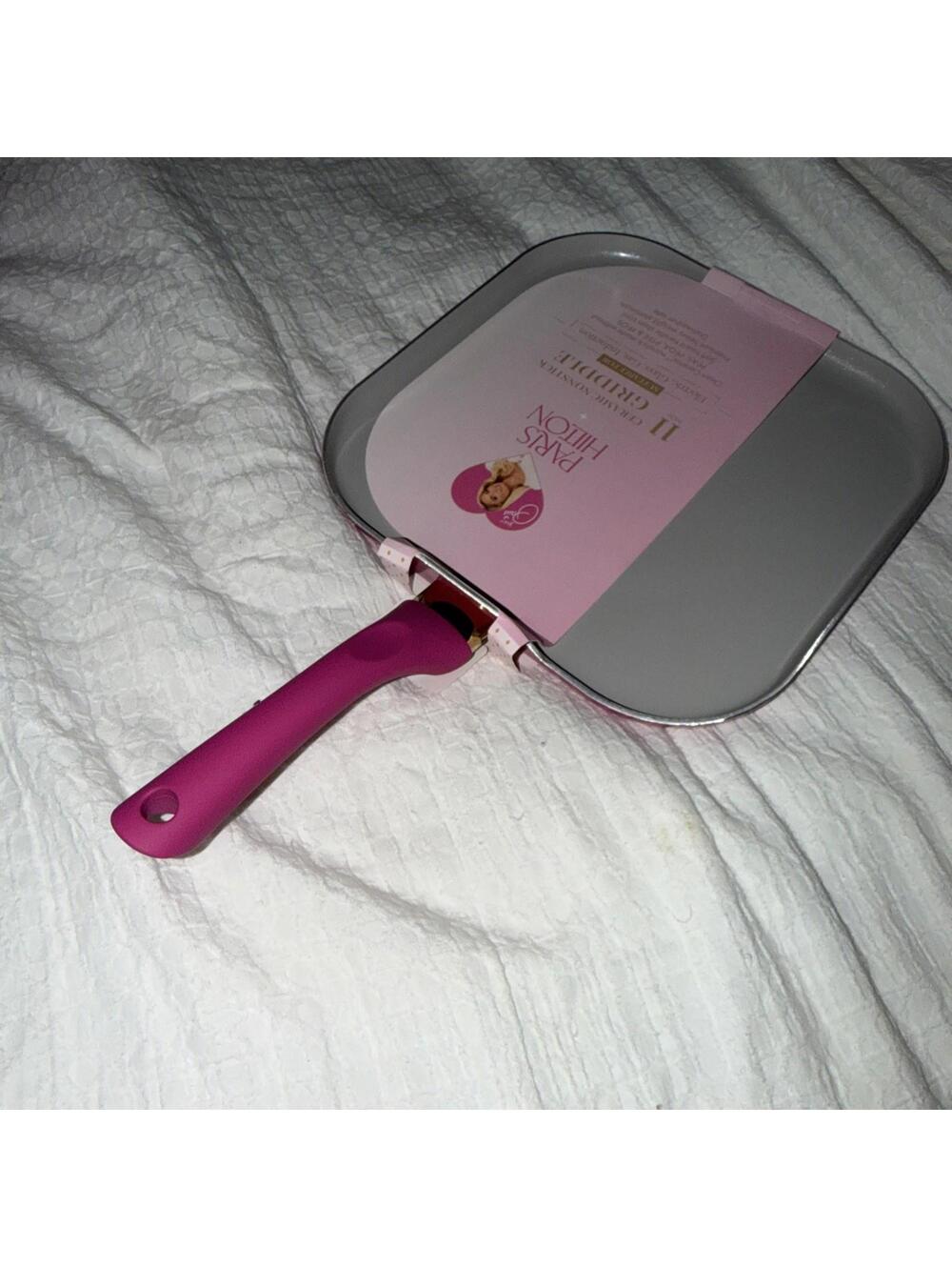 PARIS HILTON 11 Inch Cast Aluminum Ceramic Nonstick hot tropic pink   Griddle